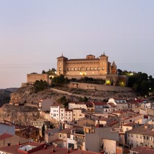 Vista general con el pueblo del Parador de Alcañiz